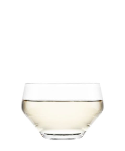 Trinkschale (Bowl) der Serie Début von Zwiesel Glas, gefüllt mit einem hellen Getränk.