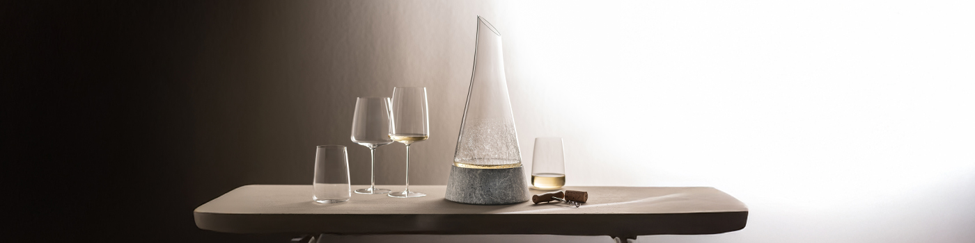 Decanter Symbiosis with stone base | ZWIESEL GLAS