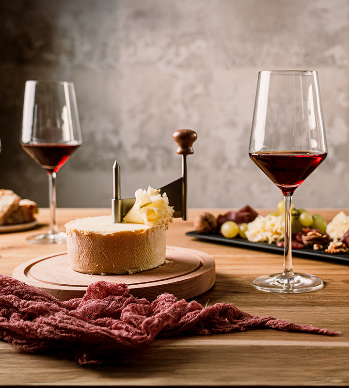 Pure wine glasses & Cheese