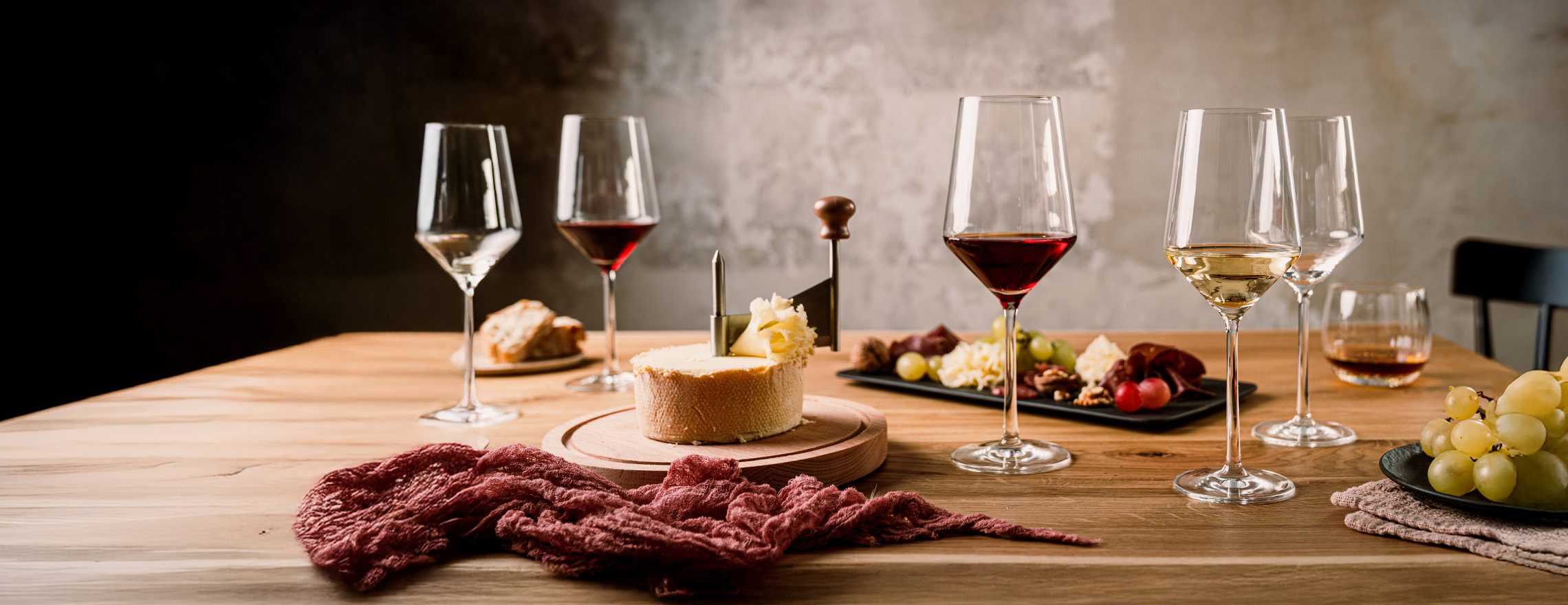Pure wine glasses & Cheese