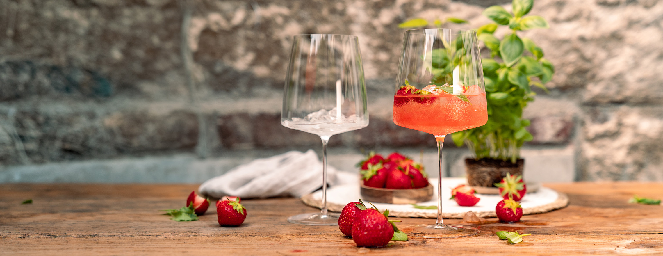 Simplify Summer Strawberry Cocktail