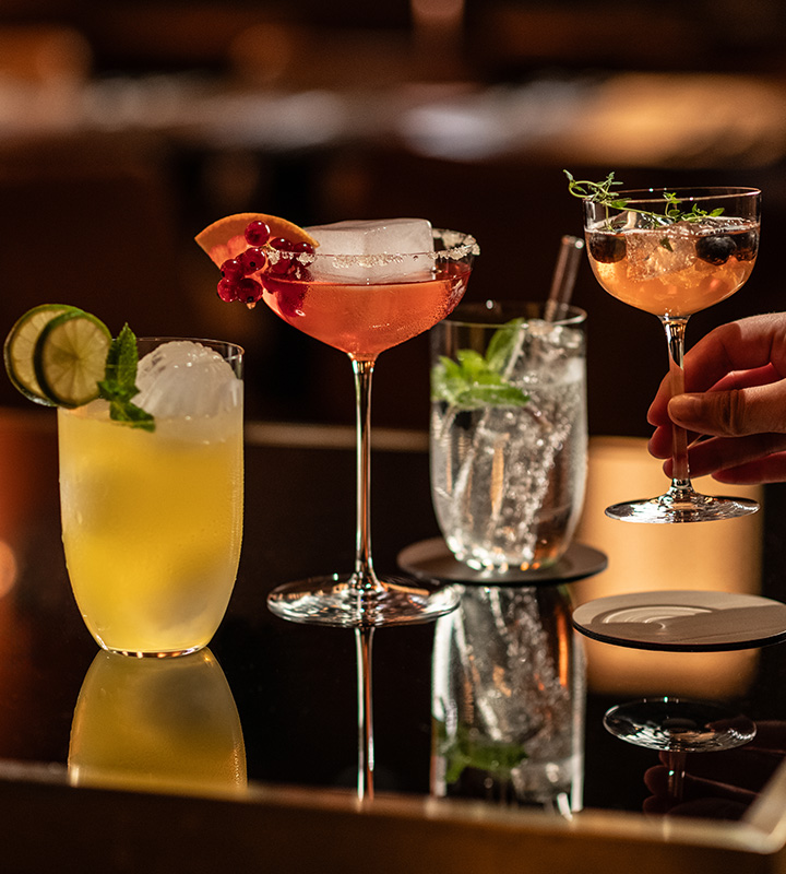 Tone Bar glasses & Cocktails